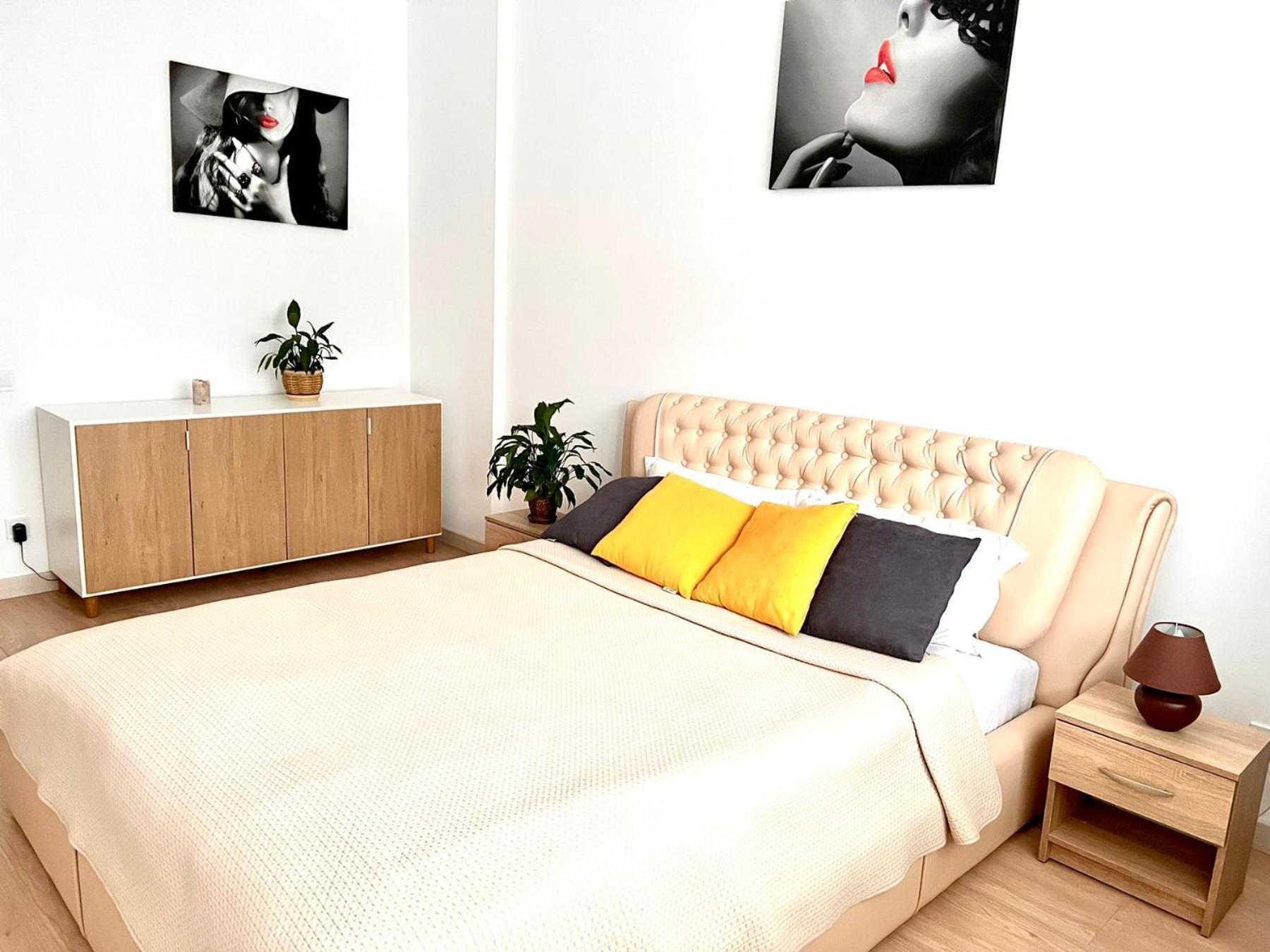 Osapart Comfortable Apartment In A Complex Great Britain Lemberg Exterior foto
